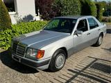 Mercedes-Benz 250 Diesel Automatik Klima O... - Mercedes-Benz 250 aus 1993