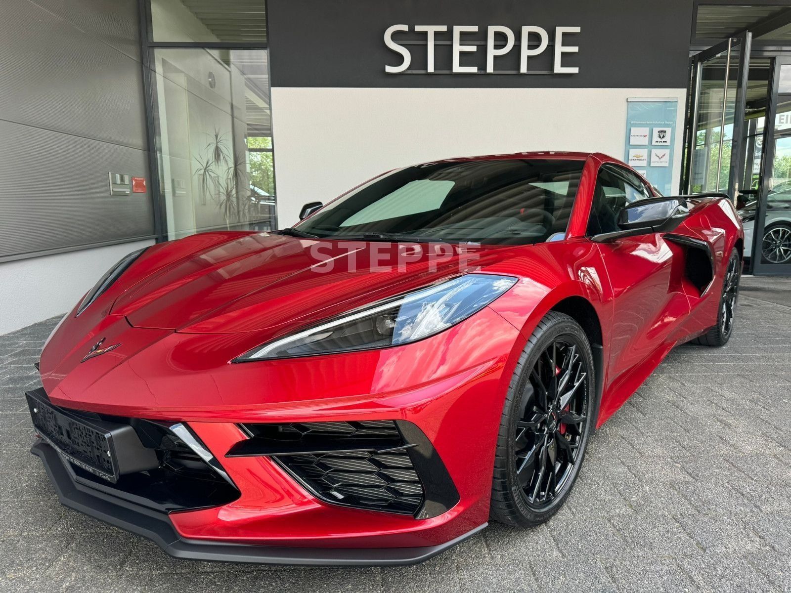 Corvette C8 Stingray 6,2 V8 3LT Europamodell STEPPE