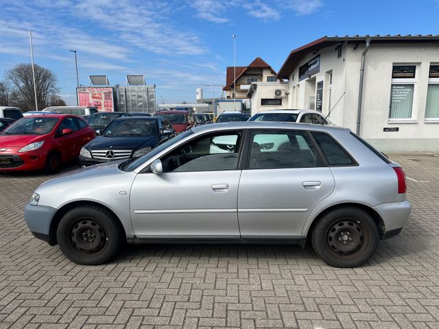 Fahrzeugabbildung Audi A3 1.6 Auto Ambition