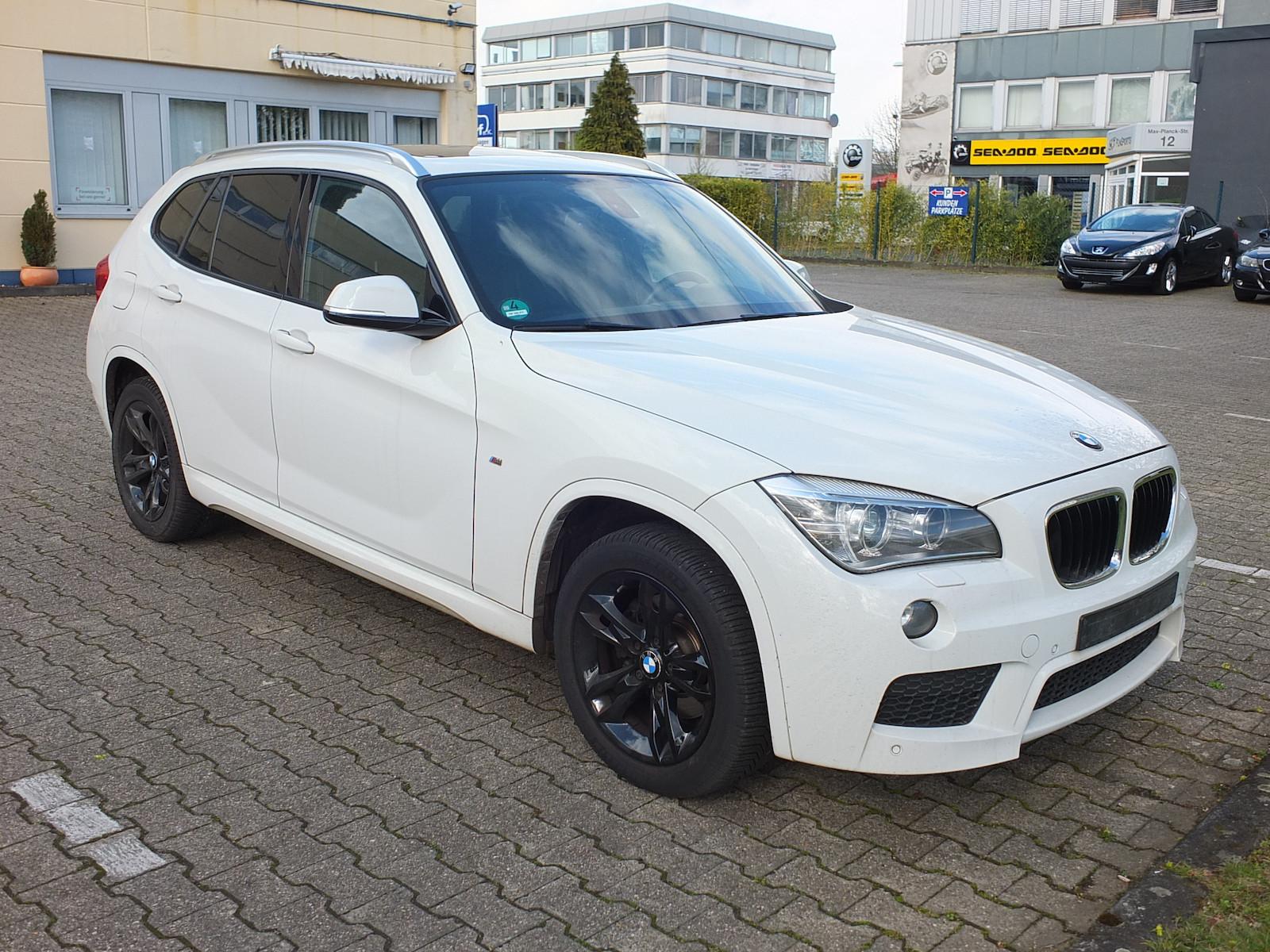 BMW X1 16 d sDrive LEDER XENON NAVI PANORAMA M-SPORT