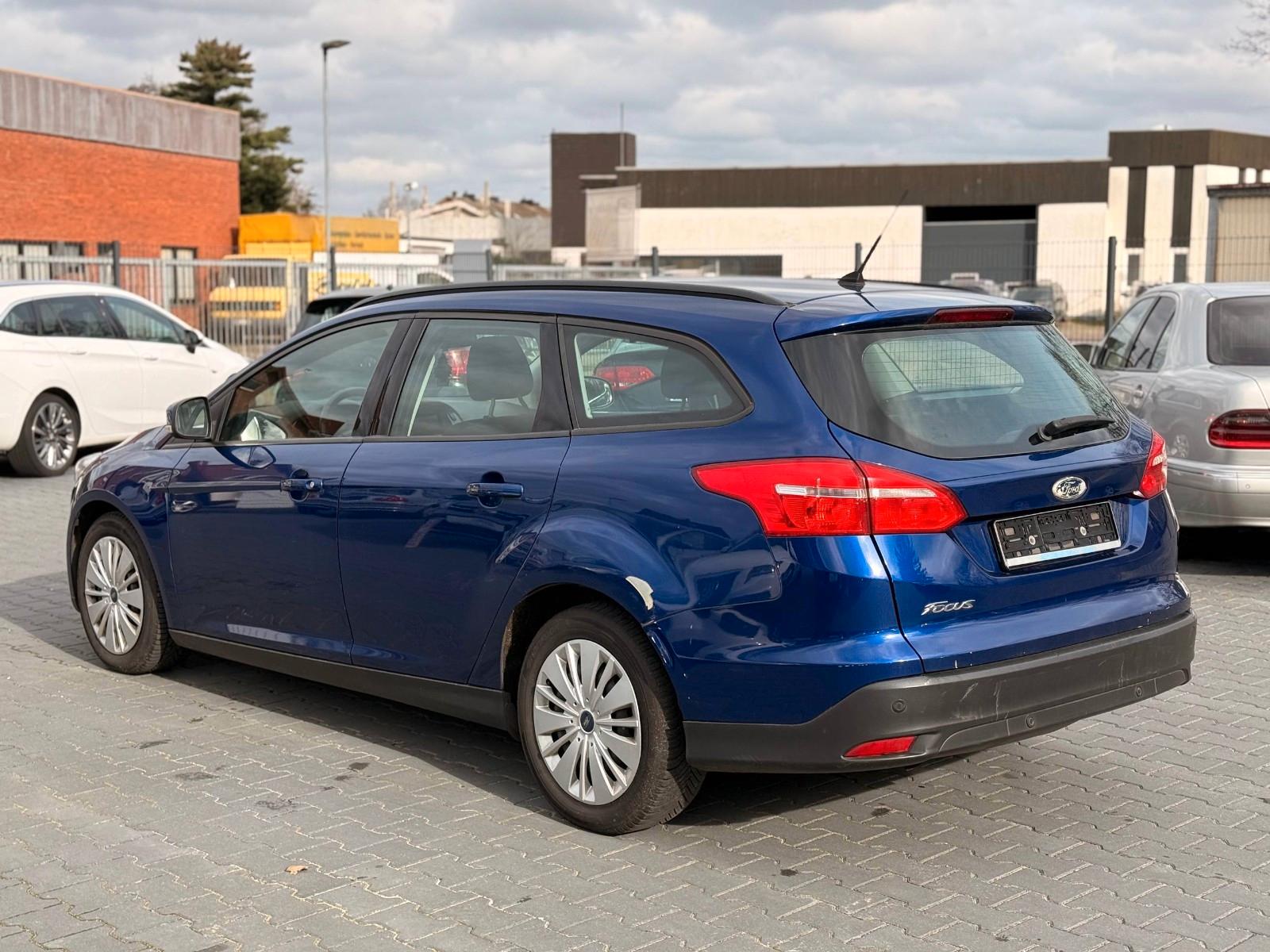 Ford Focus 2015 — photo 5