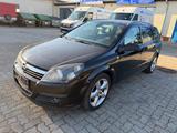 Opel Astra H Caravan Cosmo  Xenon.Navi.LMF.1 Hand. - Opel Astra aus 2006 mit Diesel-Antrieb