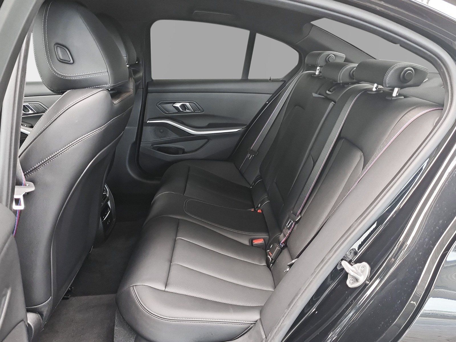 BMW 320 - Bild 12