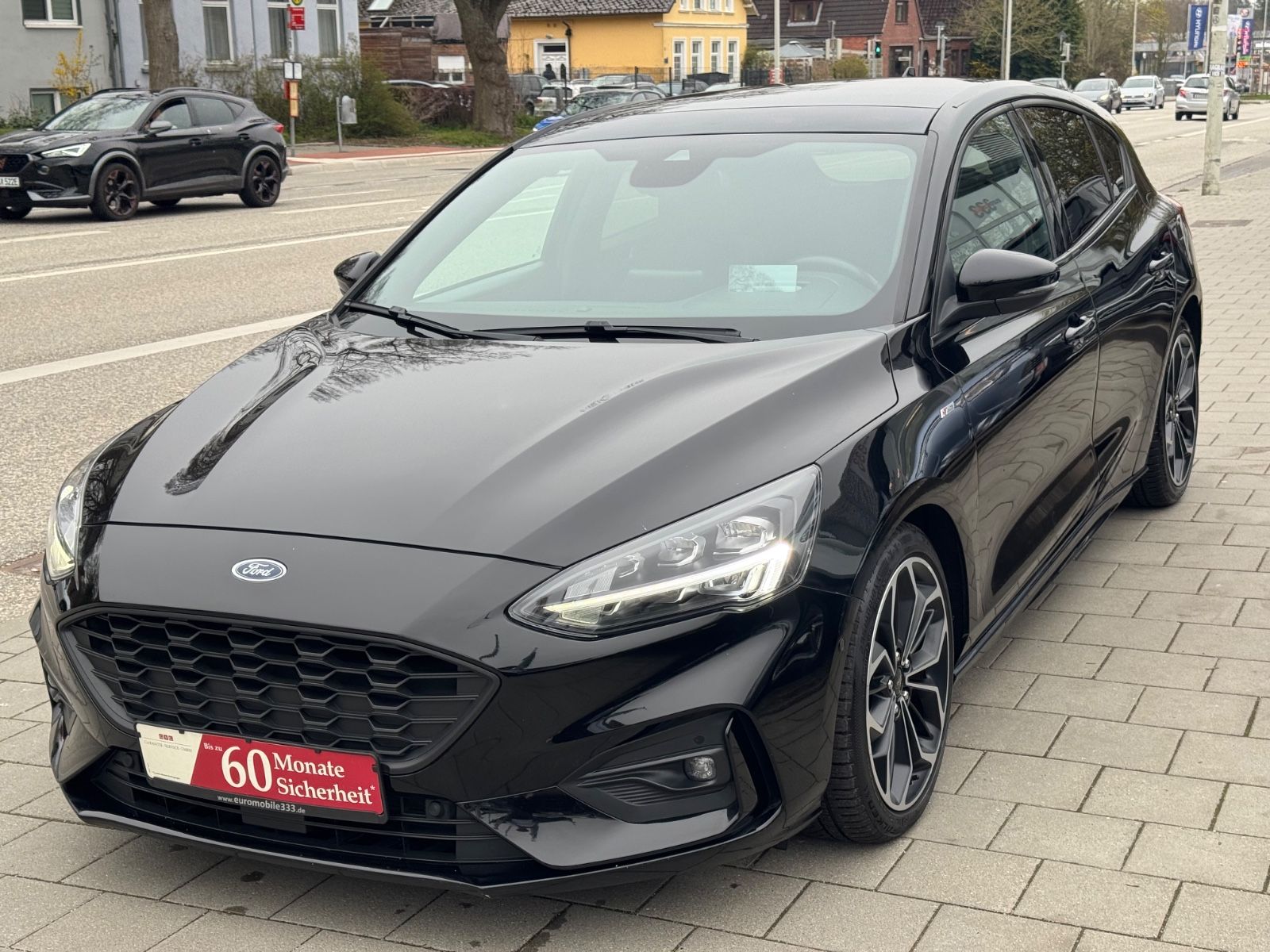 Focus *Aut*Spur*Pano*Kamera*Sitzheiz*Temp*