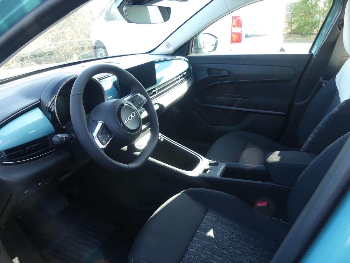 Fiat 600 HYBRID ICON 1.2 110 PS DCT6 KOMFORT NAVI KAM, миниатюра 9