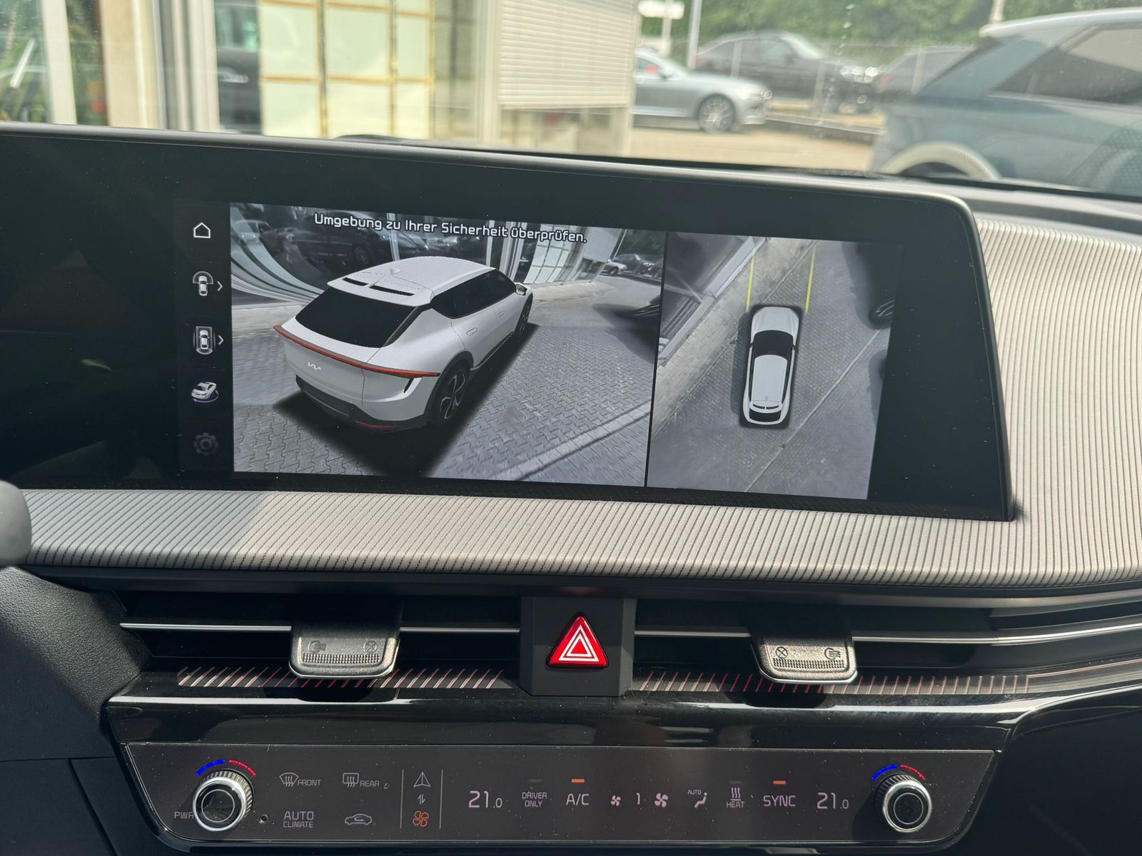 Fahrzeugabbildung Kia EV6 GT-Line 4WD WERKSGA+MEMO+AHK+HEAD+ACC+360°