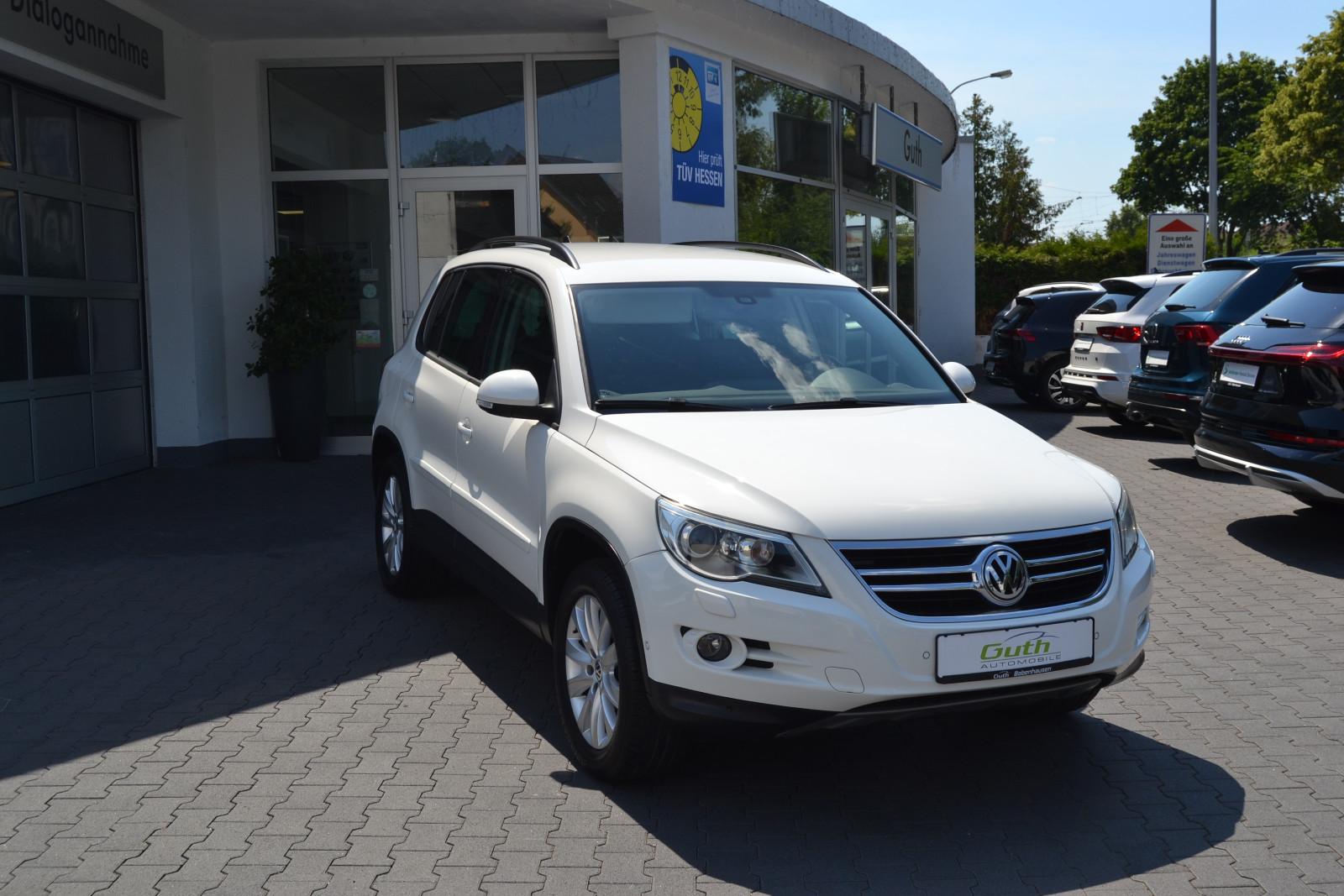Volkswagen Tiguan 2.0 TDI "Track & Field" 4x4 AHK Tüv neu!