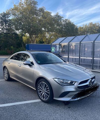 MERCEDES-BENZ Mercedes Benz Cla 200d Coupé