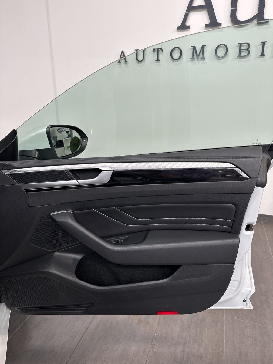 Fahrzeugabbildung Volkswagen Arteon R-Line NAV+MATRIX+PANO+ACC+AHK+360°+20ZO