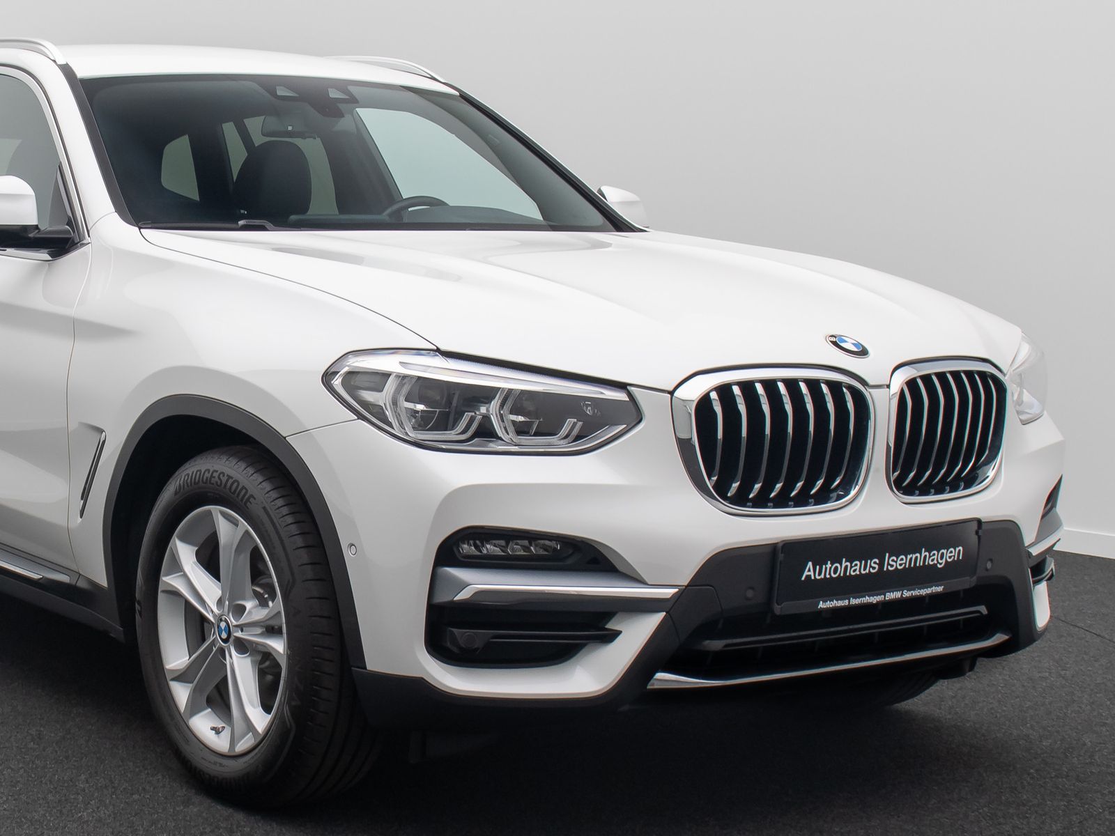 Fahrzeugabbildung BMW X3 xD20d Luxury Line DisplKey DAB Kamera AHK 18"