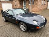 Porsche 928 S 4 Oldtimer - Porsche 928 in Duisburg