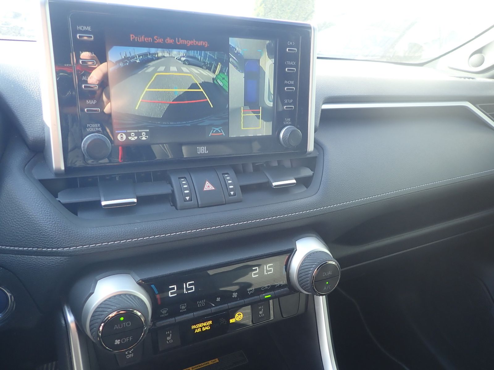 Fahrzeugabbildung Toyota RAV 4 Hybrid 4x2 Black Edition