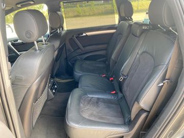Audi Q7 - 9