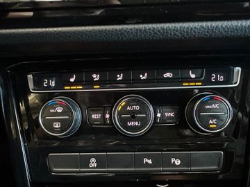 Volkswagen Touran Highline BMTStart-Stopp*Klima*AppConnect