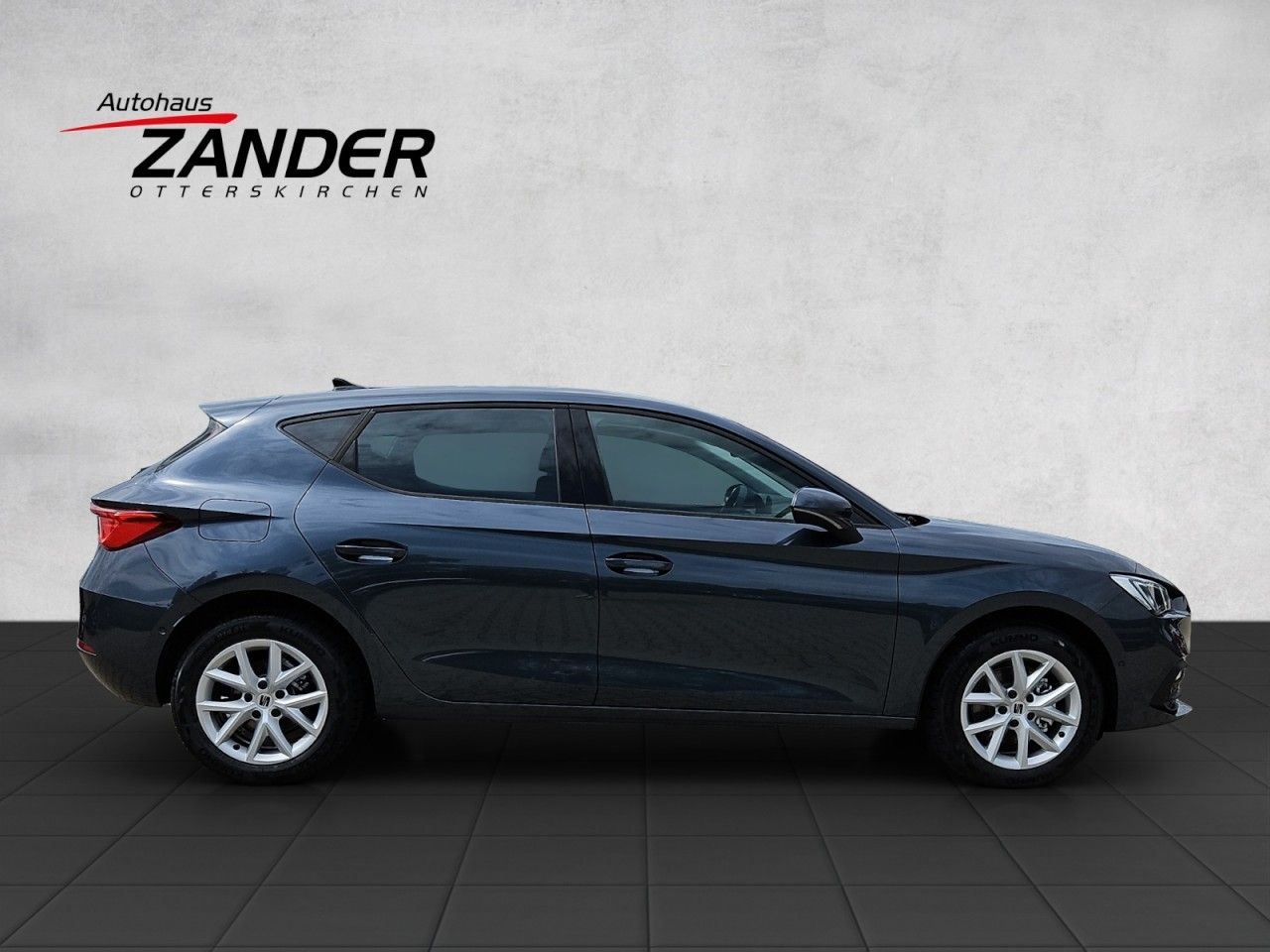 SEAT Leon 2.0 TDI 85 kW Style 10 Jahre Garantie,AHK,M - Bild 8