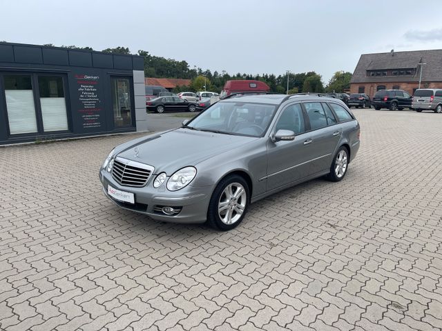 MERCEDES-BENZ E 280 T Avantgarde 2HD Scheckheft H/K Leder