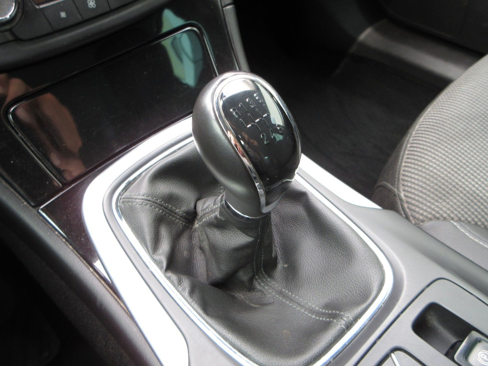 Fahrzeugabbildung Opel Insignia A ST 2.0CDTI Innovatio LED/NAVI/PDC/AHK