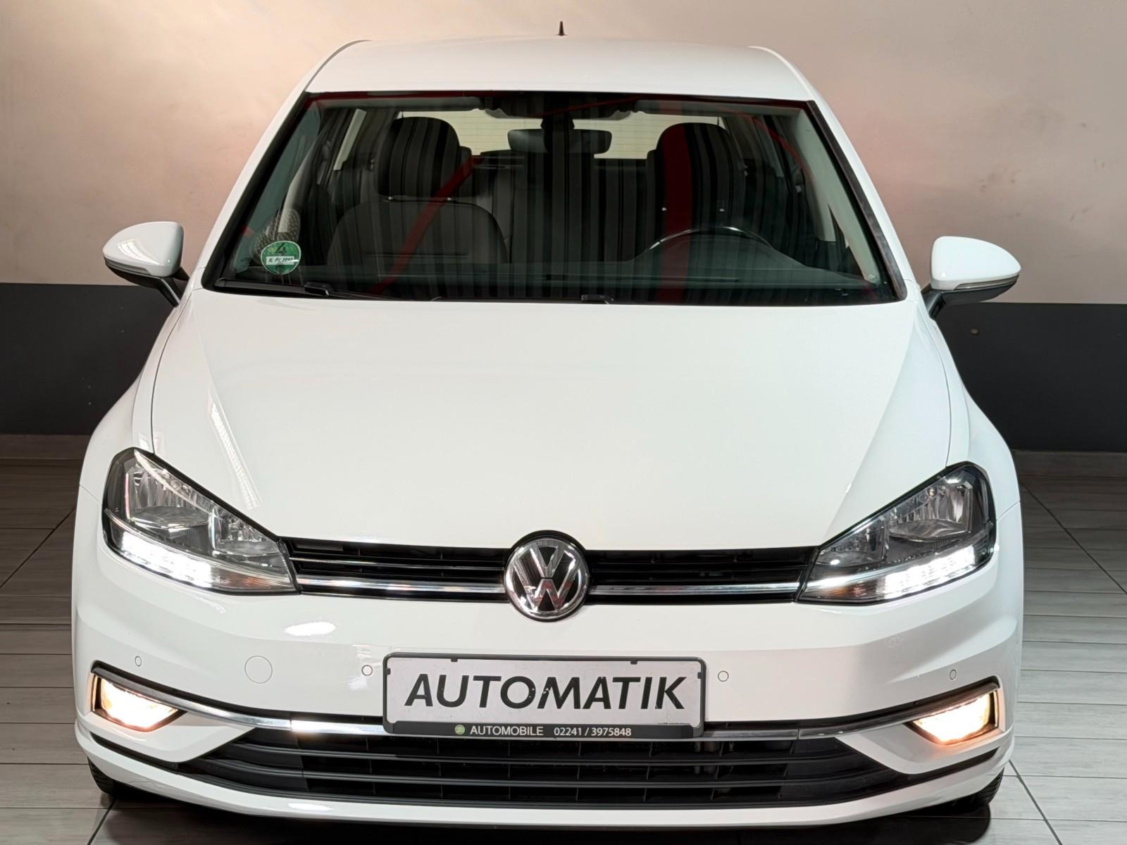 Volkswagen Golf VII Lim. Comfortline  Automatik Navi