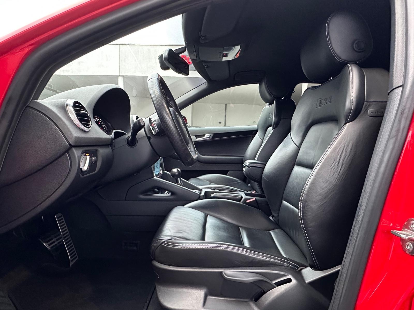 AUDI RS3 SPORTBACK 2.5 TFSI QUATTRO 340ch - S TRONIC - MMI NAVIGATION PLUS - CUIR - JANTES 19"