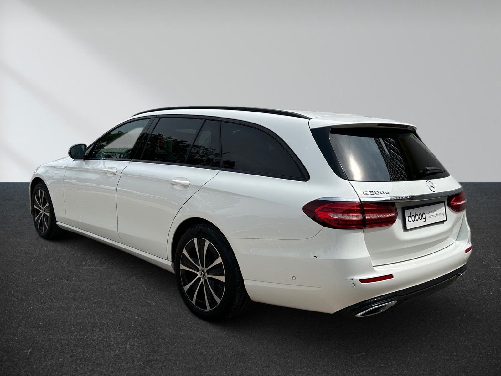Mercedes-Benz E 300 e T 9G-TRONIC Exclusive – Bild 8