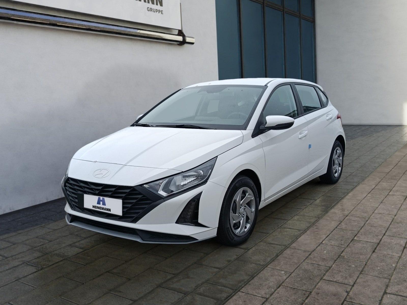 Hyundai i20 FL 1.2 5-MT Select -Funktionspaket-NAVI-KAME