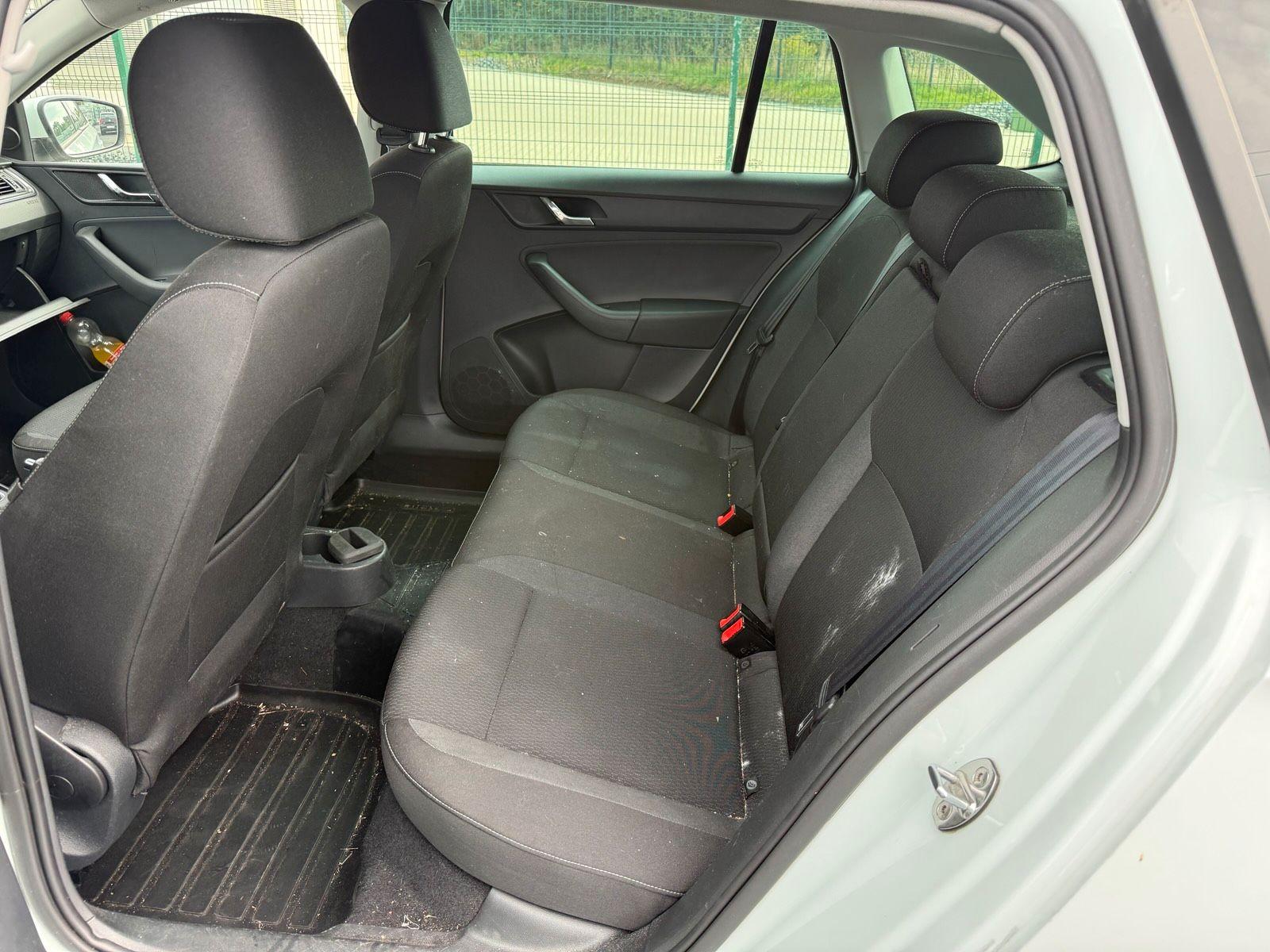 Skoda Rapid 2015 — photo 8