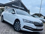 Skoda Superb Combi Ambition iV *1.HAND*LED*NAVI* - Skoda Superb in Lübeck