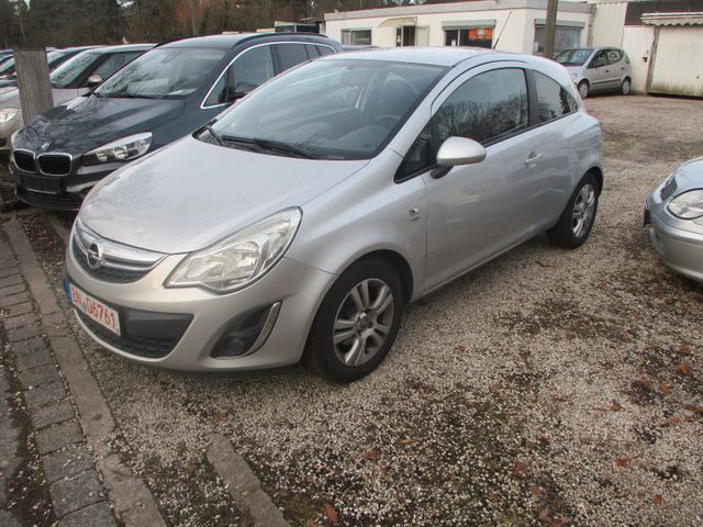 Opel Corsa D Satellite