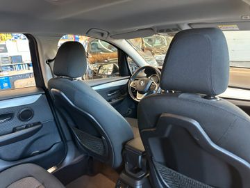 MYAUTOCENTER – Gebraucht- und Jahreswagen mit Werkstattservice in Pfaffenhofen BMW 218 *SERVICE NEU*TÜV 1227*TEMPO*2-ZONEN*SZHZ*