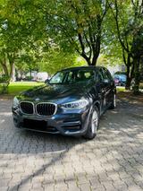 BMW X3 xDrive20i Luxury Line AT Luxury Line - BMW X3 in Oberhausen