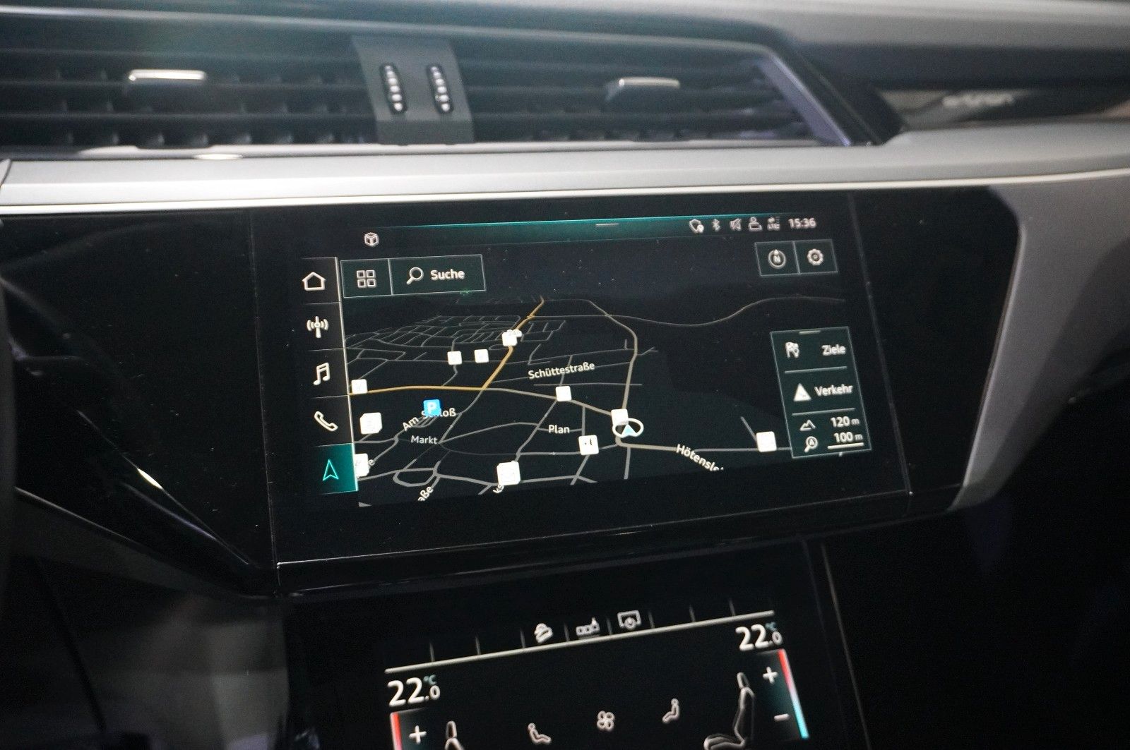 Fahrzeugabbildung Audi e-tron 50 quattro ADVANCED NAVI/LED/SPORT/SH/DAB