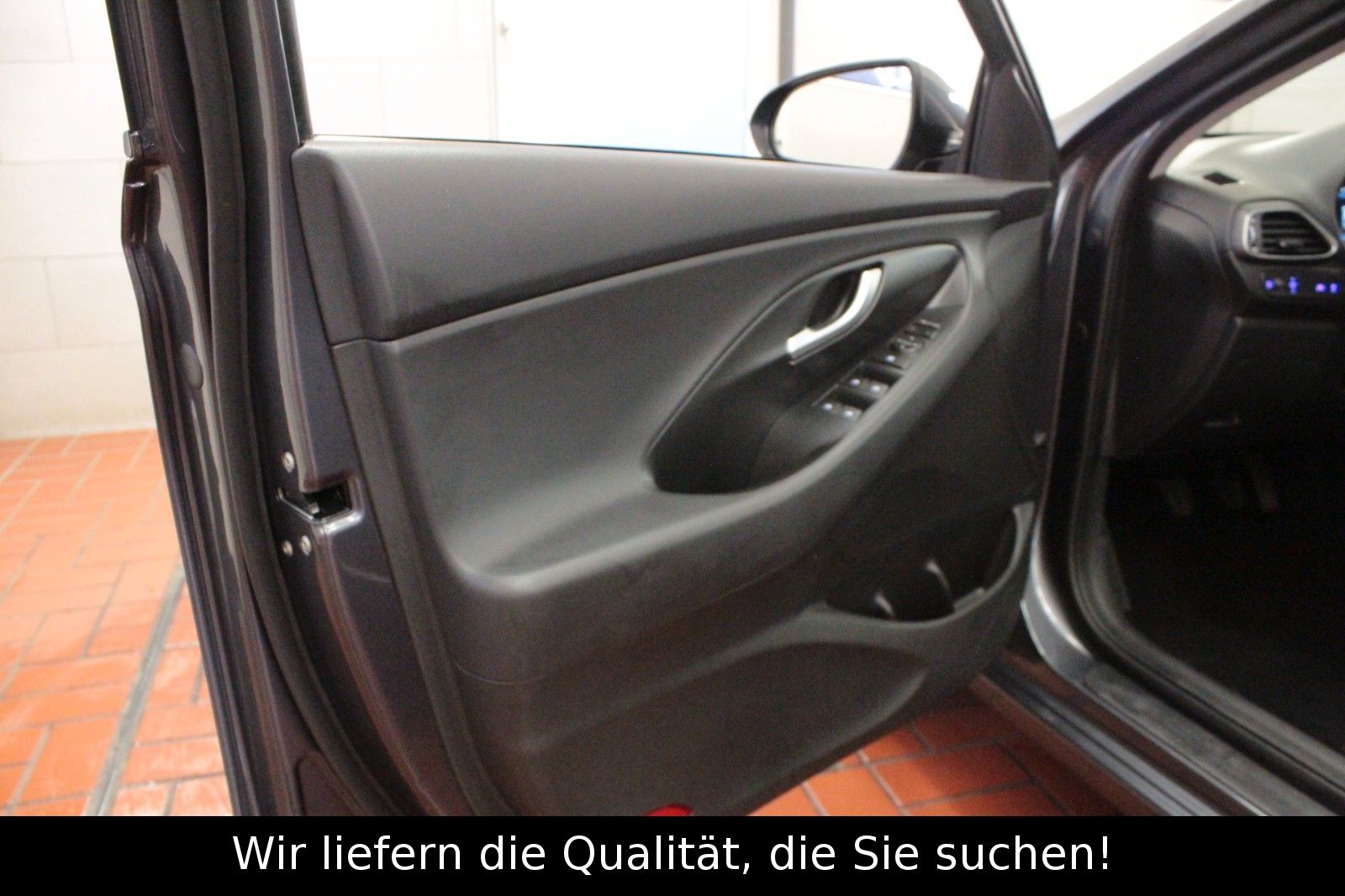 Fahrzeugabbildung Hyundai i30 1.4 T-GDI Premium*Winterpaket*