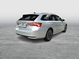 Skoda Octavia Combi 2.0 TOUR PANO AHK 360°CAM ACC NAVI - Skoda Octavia: Kombi, mit Anhängerkupplung