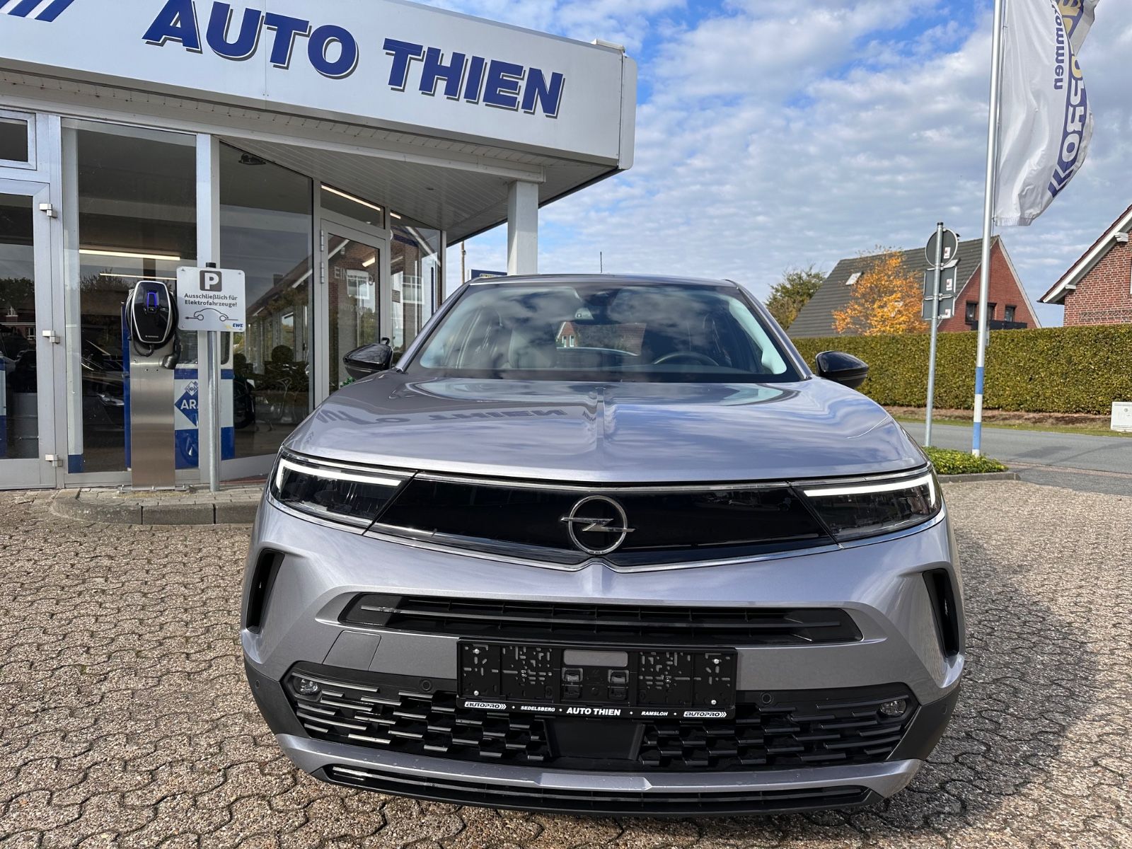 Fahrzeugabbildung Opel Mokka Business Elegance LED/PDC/APP/Kamera/Kessy