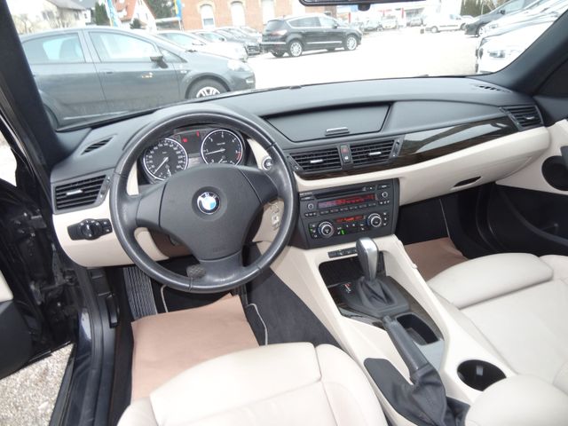 Fahrzeugabbildung BMW X1  4X4 18d/Automatik/Leder/PDC/SitzH/Garantie