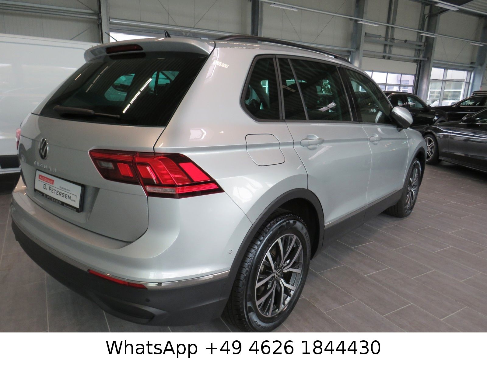 Fahrzeugabbildung Volkswagen Tiguan Life*IQ Light*AHK*Sport*CAM*Digital Cockp