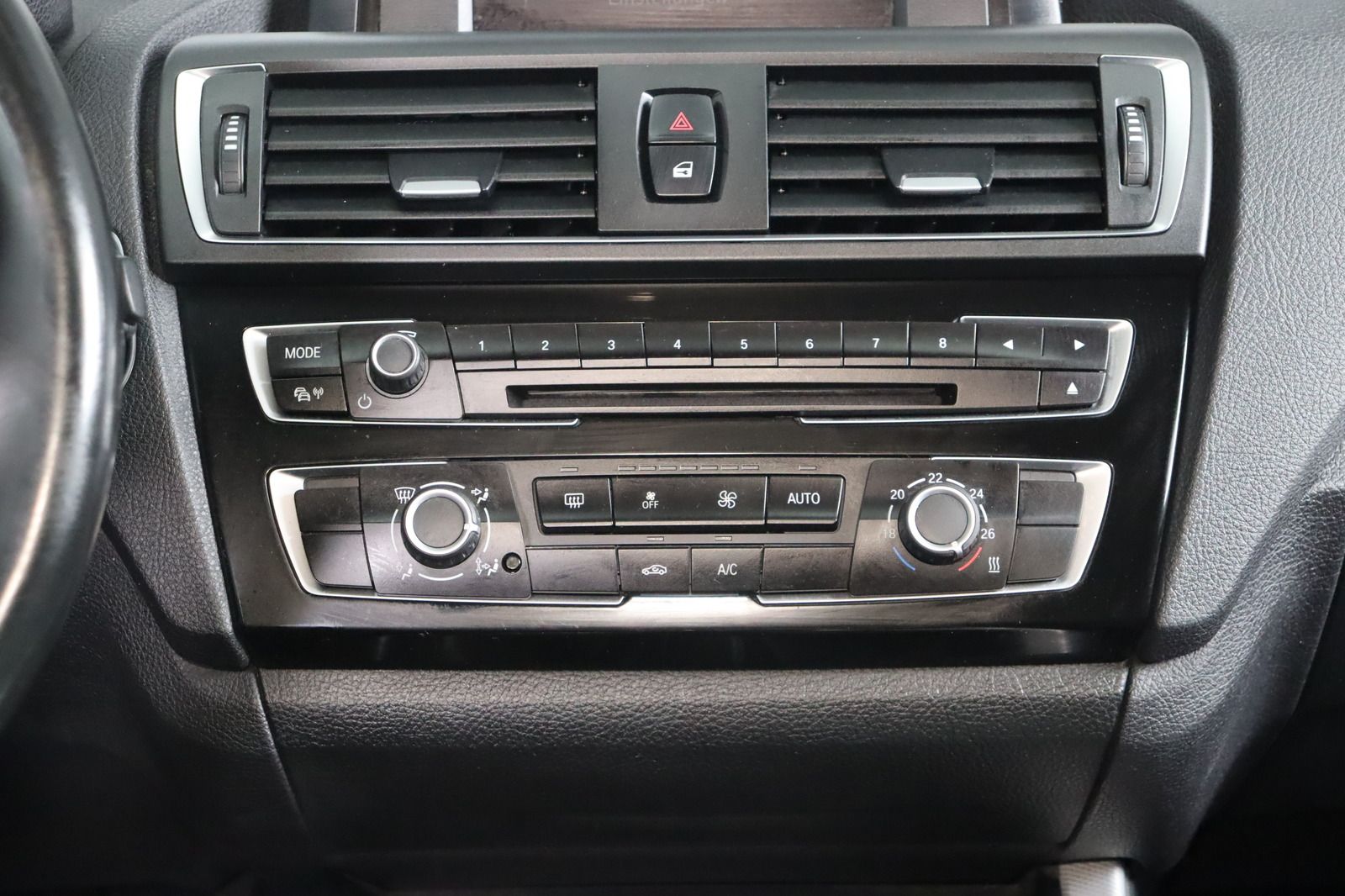 Fahrzeugabbildung BMW 118 i M Sport Paket 1. Hand