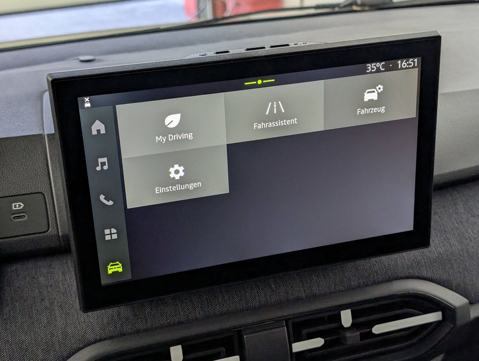 DACIA Sandero  Expression TCe 100 Kamera Media Display – Bild 22