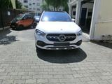 Mercedes-Benz GLA 180 Pano Garantie - Mercedes-Benz GLA 180 aus 2022