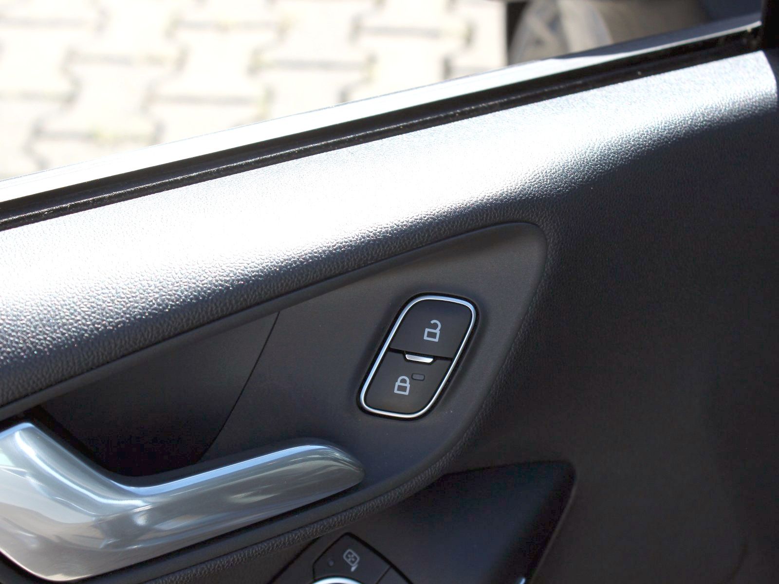 Fahrzeugabbildung Ford Fiesta Titanium 1,0 EcoBoost