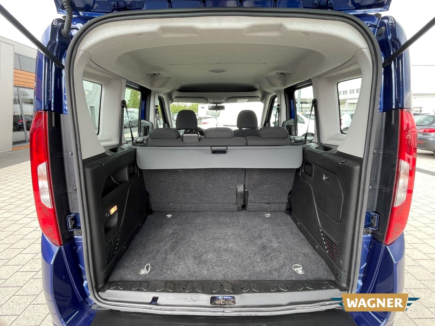 Fahrzeugabbildung Fiat Doblo SX Kombi 1.4 T-Jet Klimaanlage