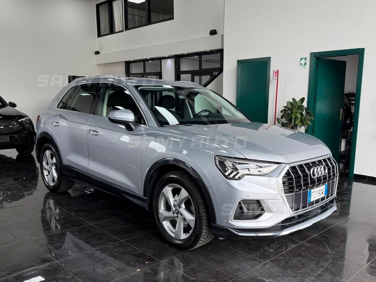 Audi Q3 35 TDI S tronic Business imagem 2