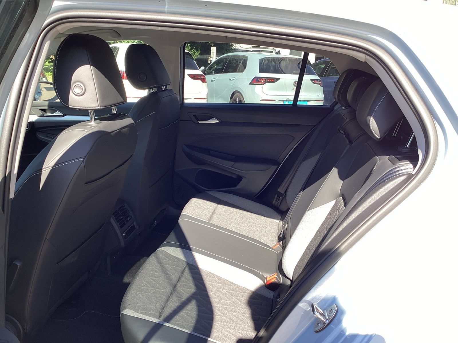 Volkswagen Golf - Bild 14