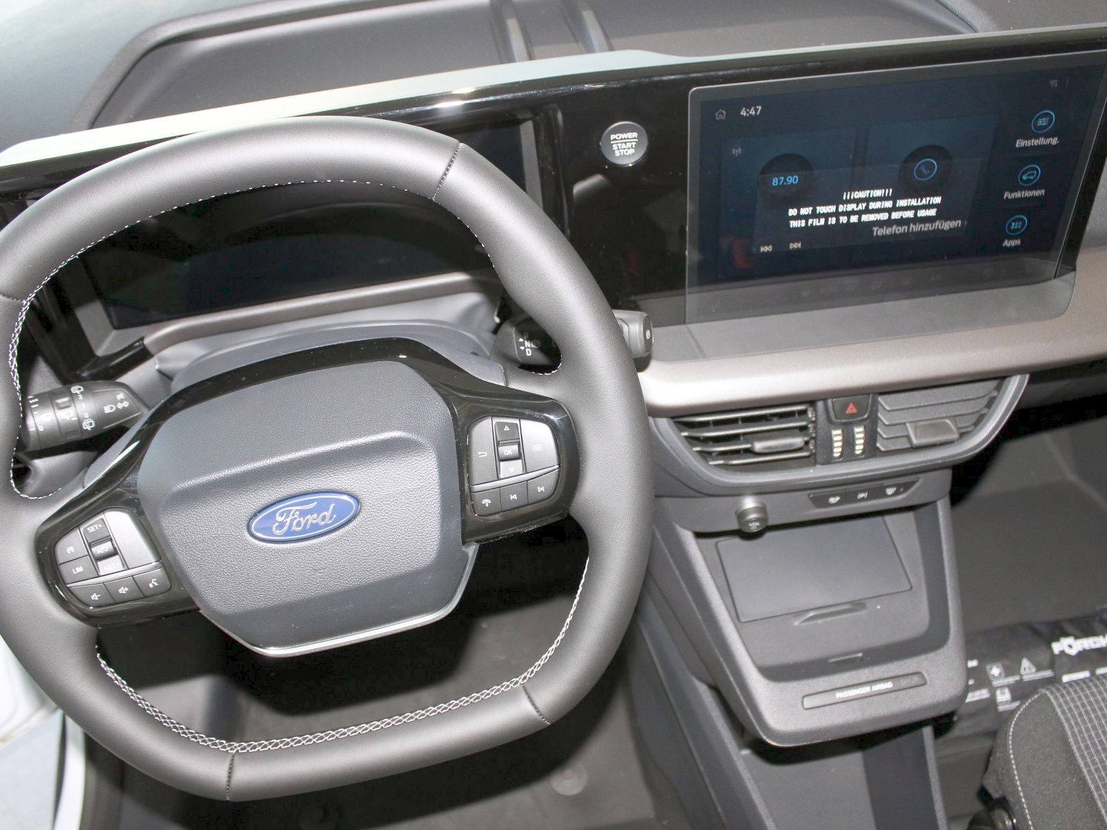 Fahrzeugabbildung Ford Transit Courier BEV Trend