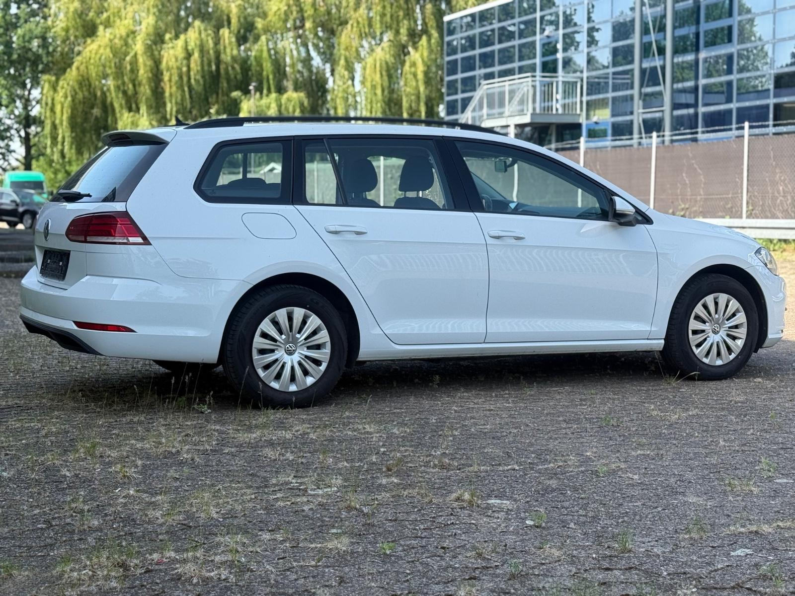 Volkswagen Golf VII Variant Trendline BMT/Start-Stopp