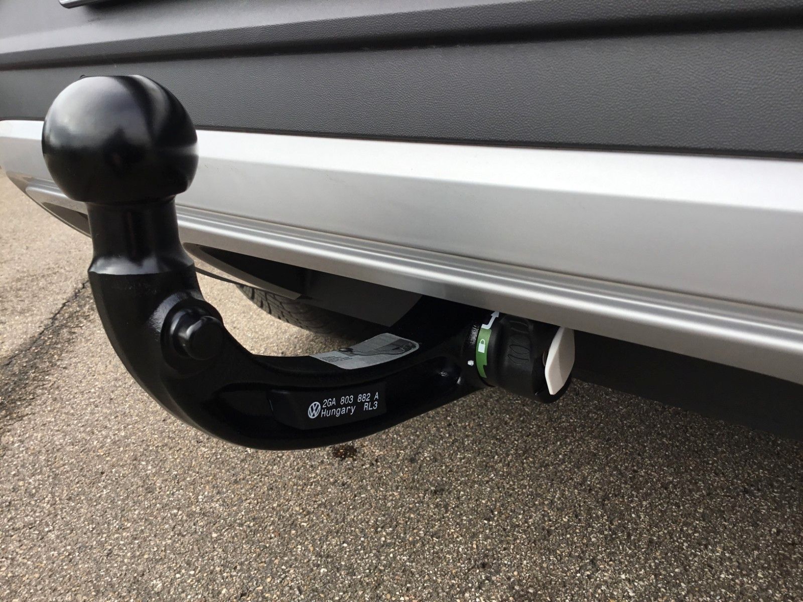 Fahrzeugabbildung Volkswagen T-Roc 1.5 TSI DSG Style+AHK+MatrixLED+ACC+Pano