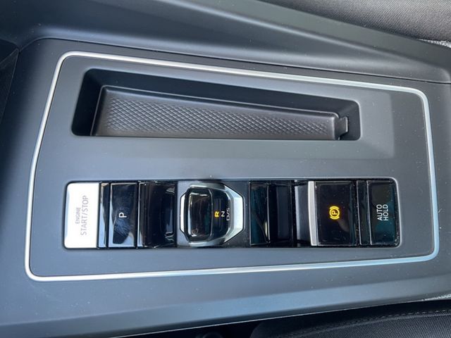 Volkswagen Golf Variant VIII 1.5 eTSI DSG LED-PLUS NAVI ACC