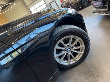BMW 320 d Lim.  xDrive *NAVI*PDC*SZHZ*TEMPOMAT*4x4*