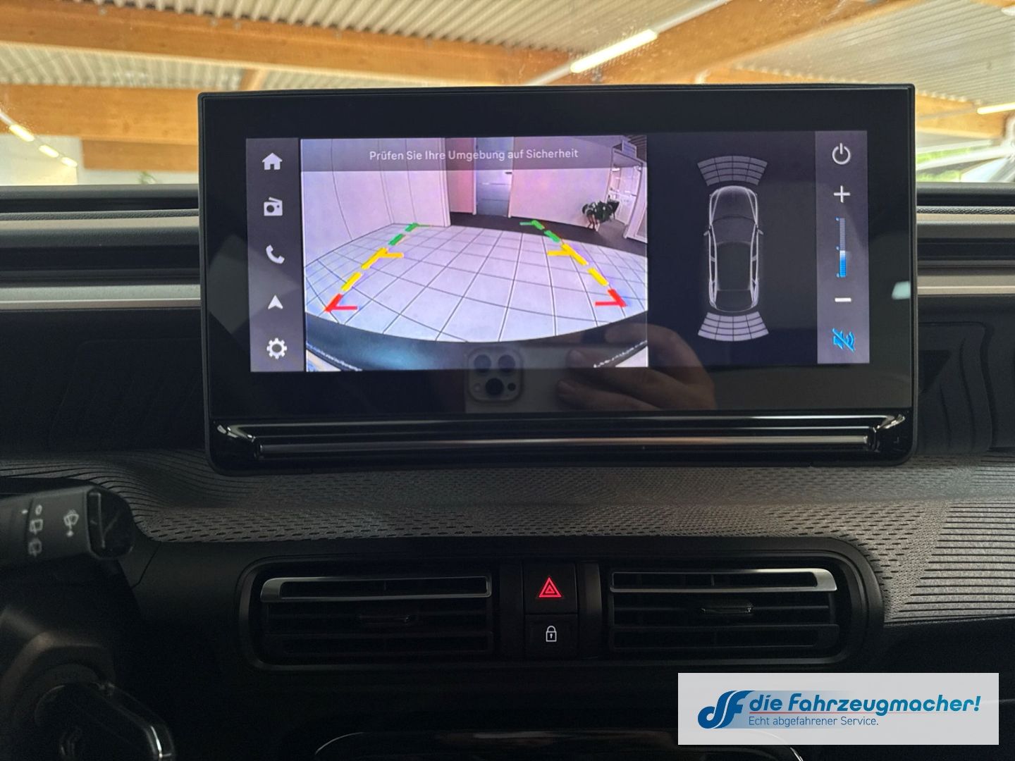 Fahrzeugabbildung Citroën C3 E 113 MAX HUD Navi Soundsystem LED Apple CarP