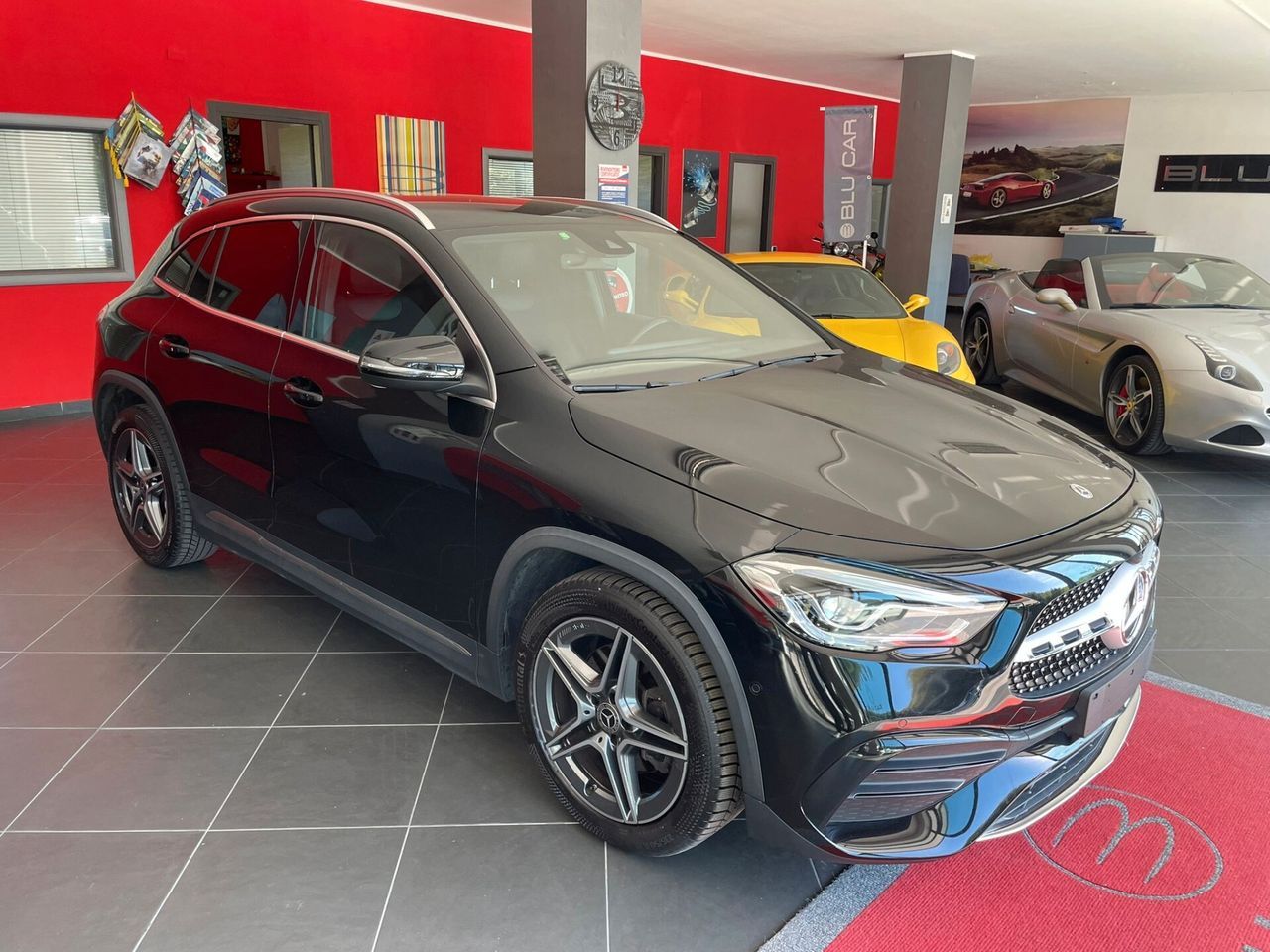 Mercedes-Benz Mercedes-benz GLA 200 d Automatic Premium imagem 2